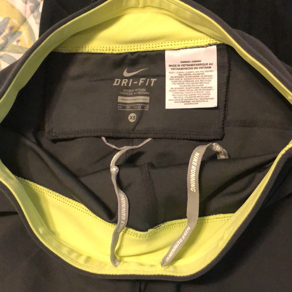 XS Nike leggings bundle EUC - Picture 2 of 4
